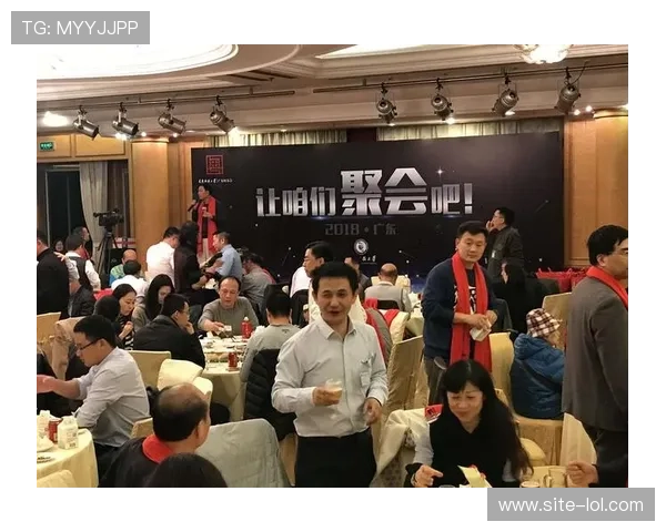 足球星卡鉴定价格清单详细说明及不同等级卡片评估标准解析